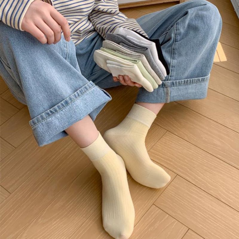 Cotton Solid Color All-Season Crew Socks