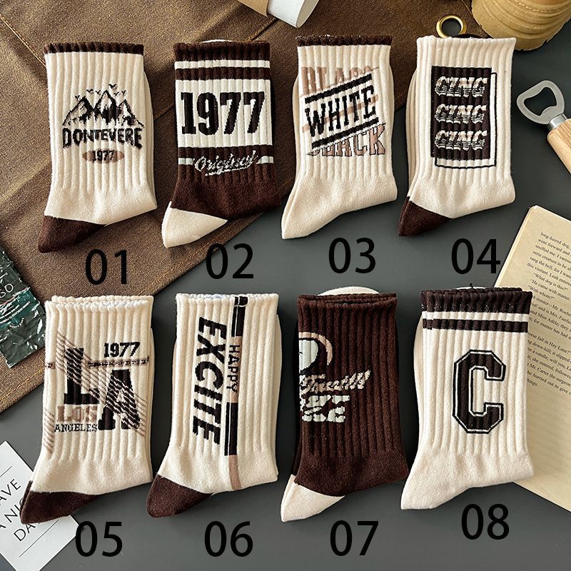 Men's Cotton Retro Letter & Number Print Sports Crew Socks